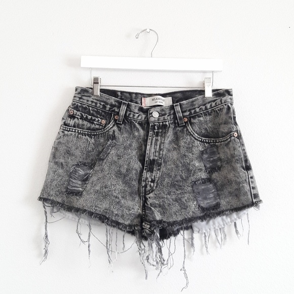 VTG Levi's 550 Black Acid Wash Distressed Shorts - Picture 1 of 5